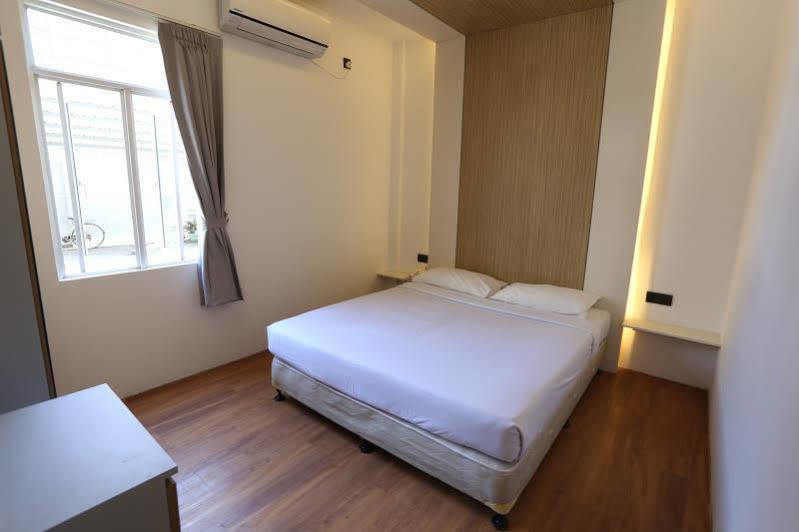 Royal Crown Hotel Yangon Luaran gambar
